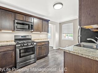 1201 State Ave APT 102, Coraopolis, PA 15108