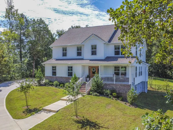 306 Lake Ridge Dr, Loudon, TN 37774