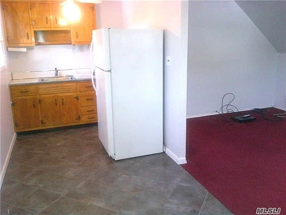 2nd image of 2450 Hamilton Ave