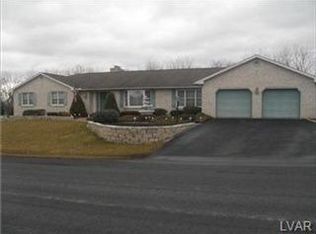 358 Hemlock Ln, Nazareth, PA 18064