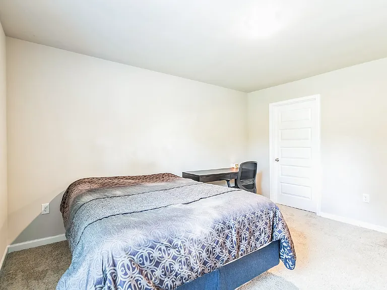 1398 Harlequin Way — Photo 41