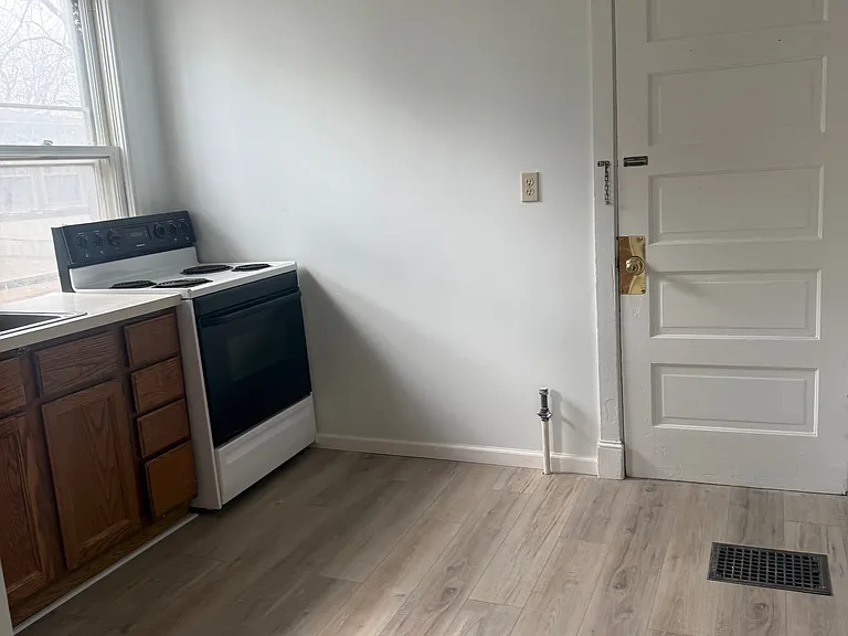 1722 Wisconsin Ave #2 — Photo 18