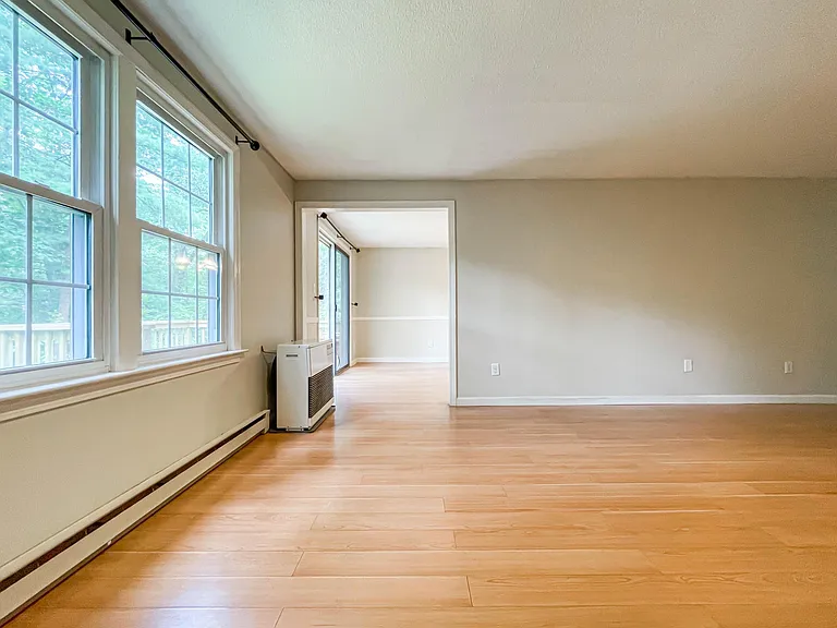 5 Dresden Ct — Photo 20