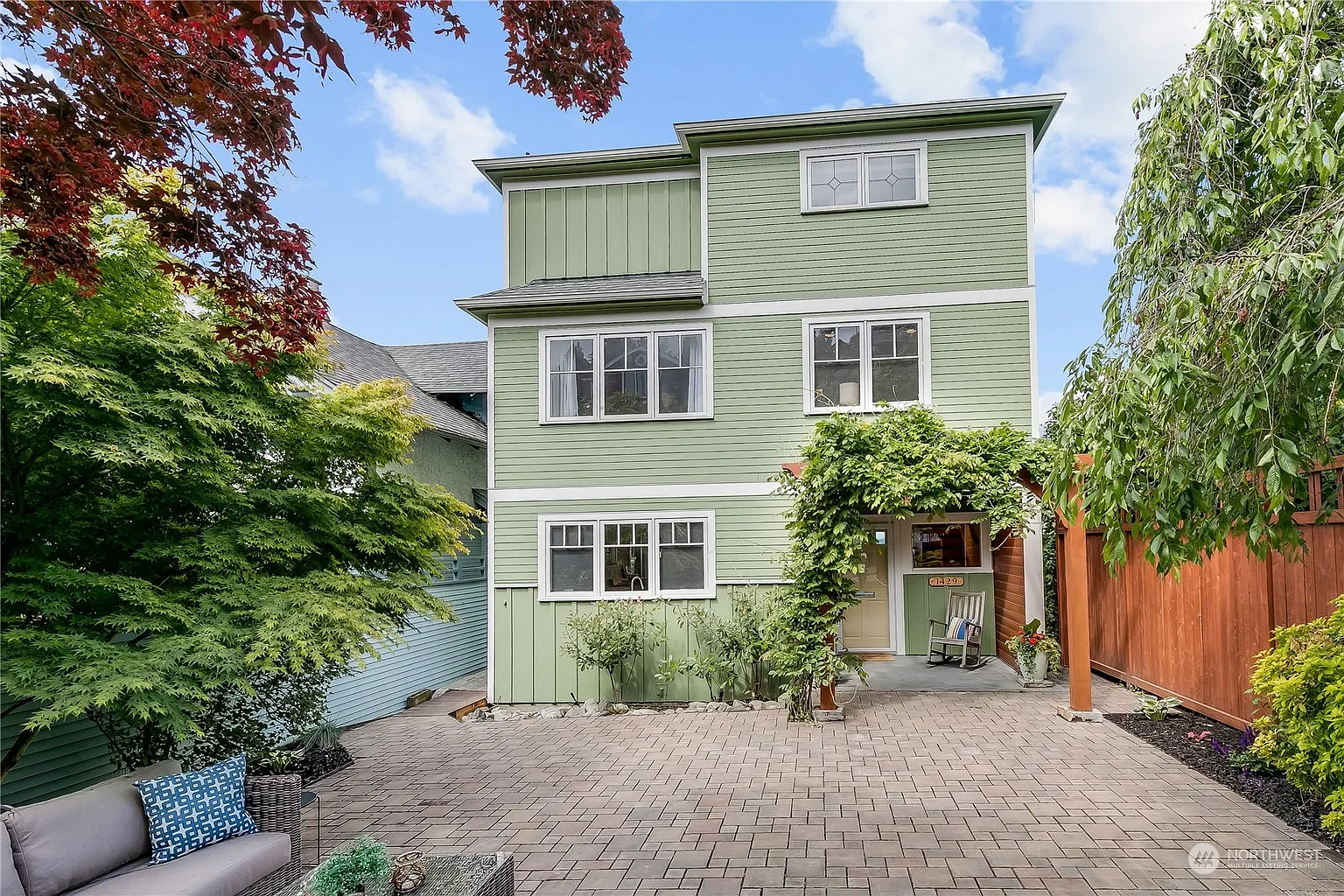 1429 9th Avenue W photo 1