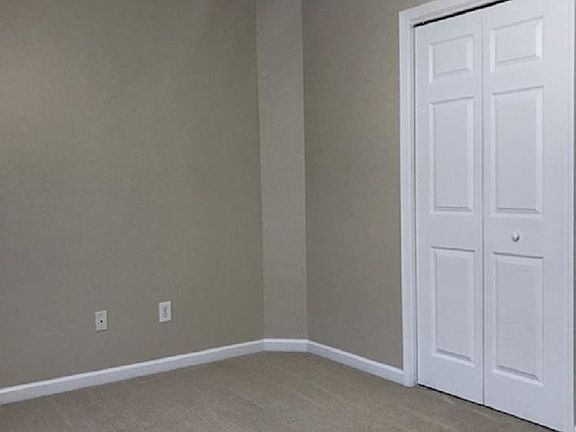 5th image of 1303 Kensington Pl