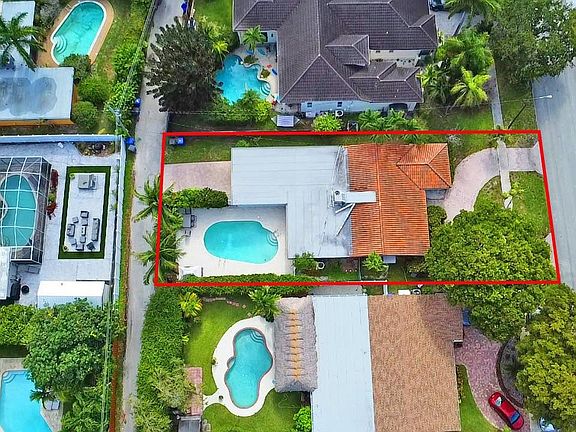 2nd image of 1336 Funston Street
