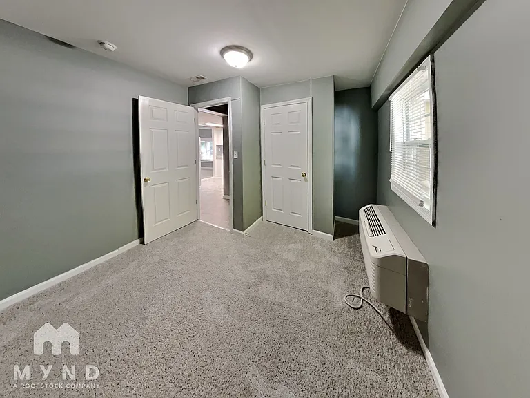511 N Taylor St — Photo 11
