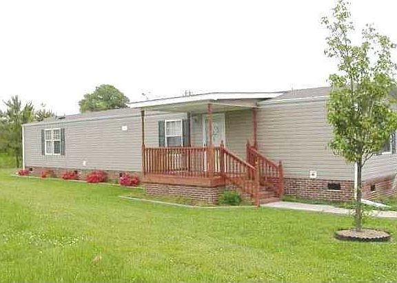 3rd image of 211 Pebble Springs Dr