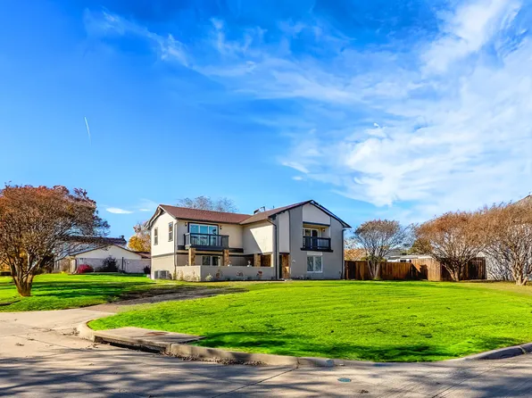 401 Point Royal Dr, Rowlett, TX 75087