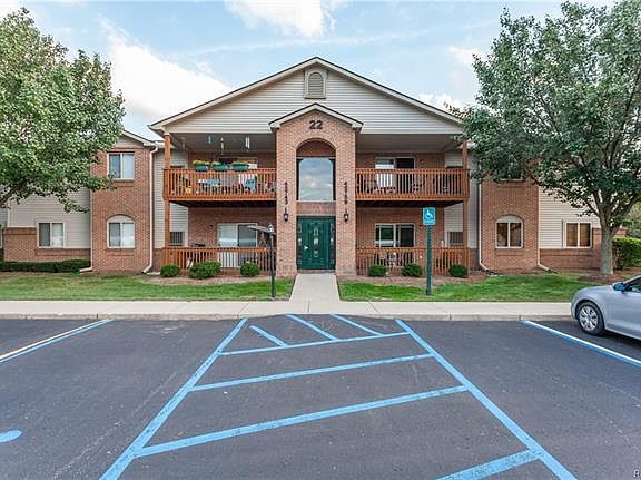 2nd image of 45745 Wildrye Ct