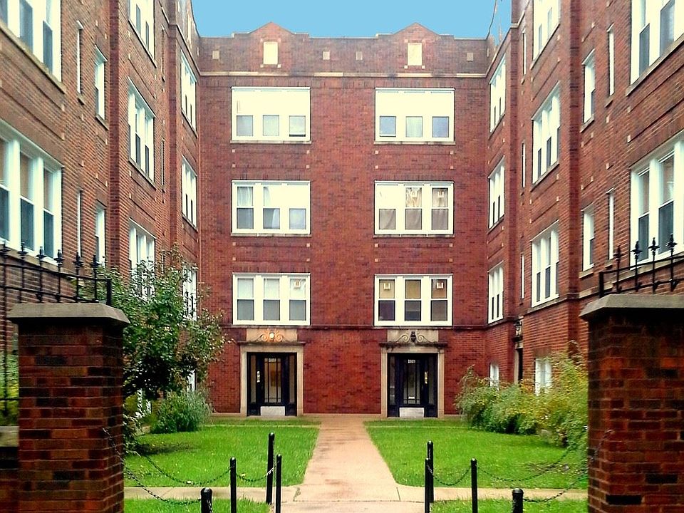 1st image of 4016 W Melrose St APT 2N