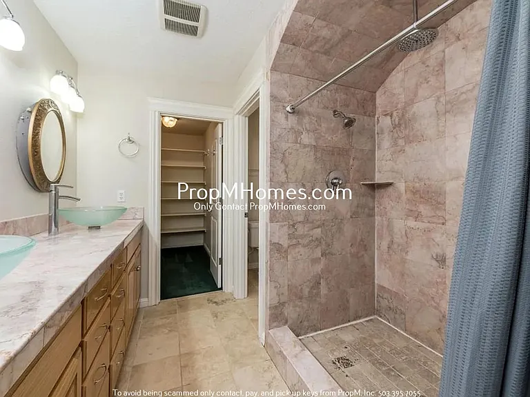1907 SE 162nd Ave — Photo 12