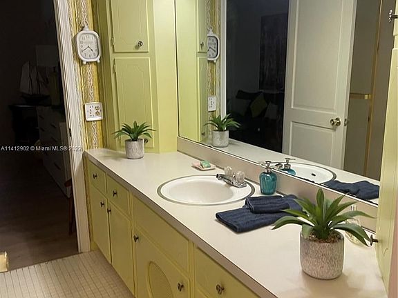 3rd image of 3001 NE 47th Ct APT 214