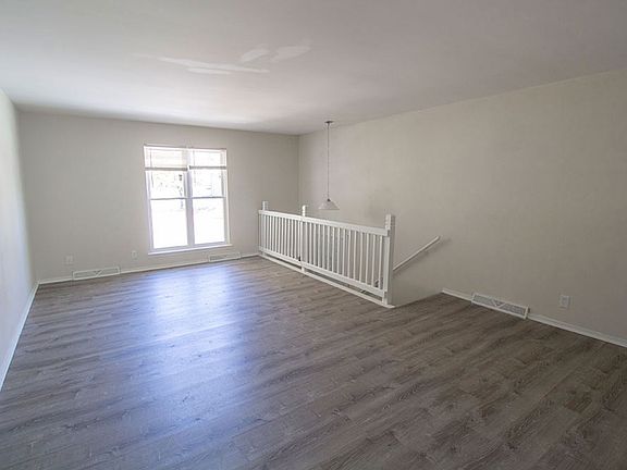 5th image of 4240 E Santa Barbara Dr