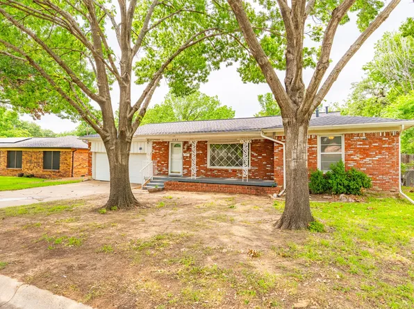 337 Hurst Dr, Bedford, TX 76022
