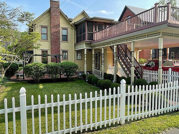 Rear Garden/Car Port