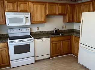 2502 Vineyard Ln, Crofton, MD 21114