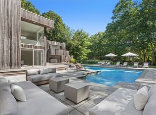 2829 Deerfield Rd, Sag Harbor, NY 11963