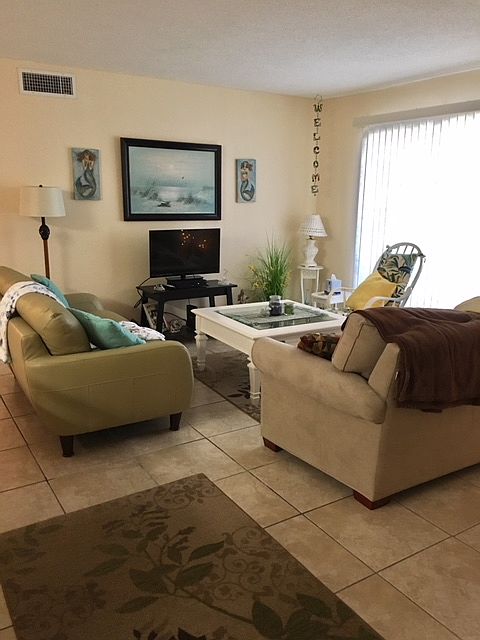 1st image of 9481 Highland Oak Dr Unit 1011