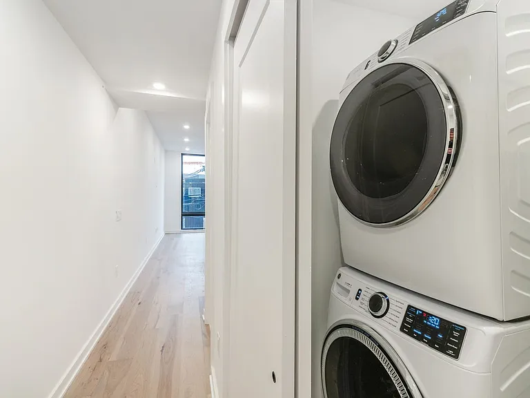 1601 Frankford Ave — Photo 15