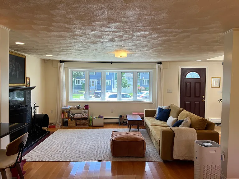 11 Garrison Rd — Photo 6