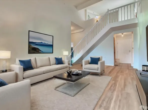 349 Philip Dr APT 301, Daly City, CA 94015