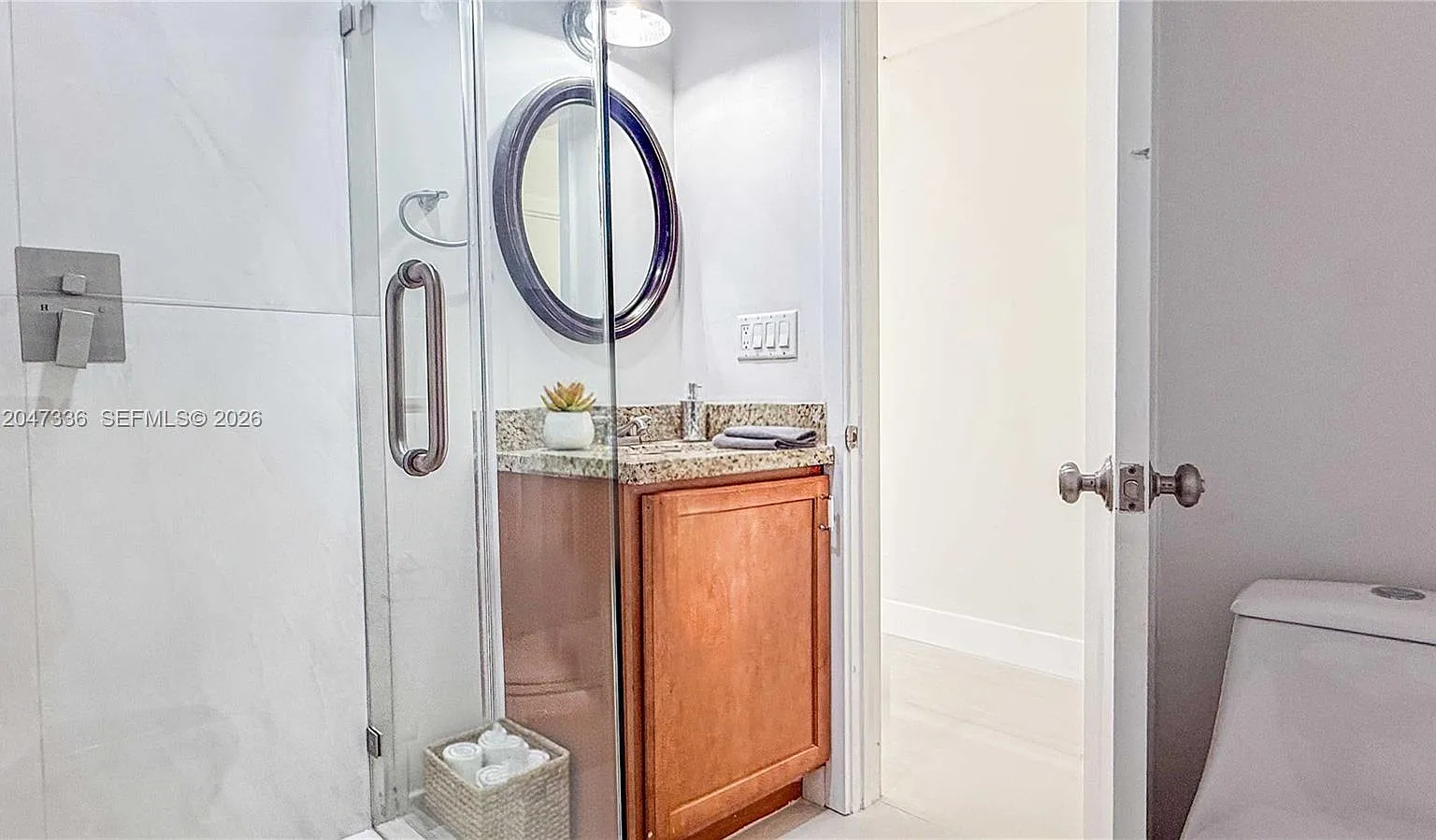 3 bed, 2447 sqft, $6,800 — Photo 2