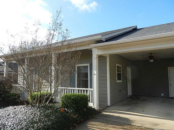 2nd image of 401 Pelahatchie Shore Dr