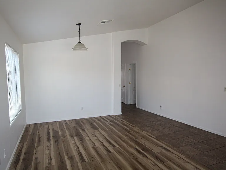 25735 W Elwood St — Photo 6