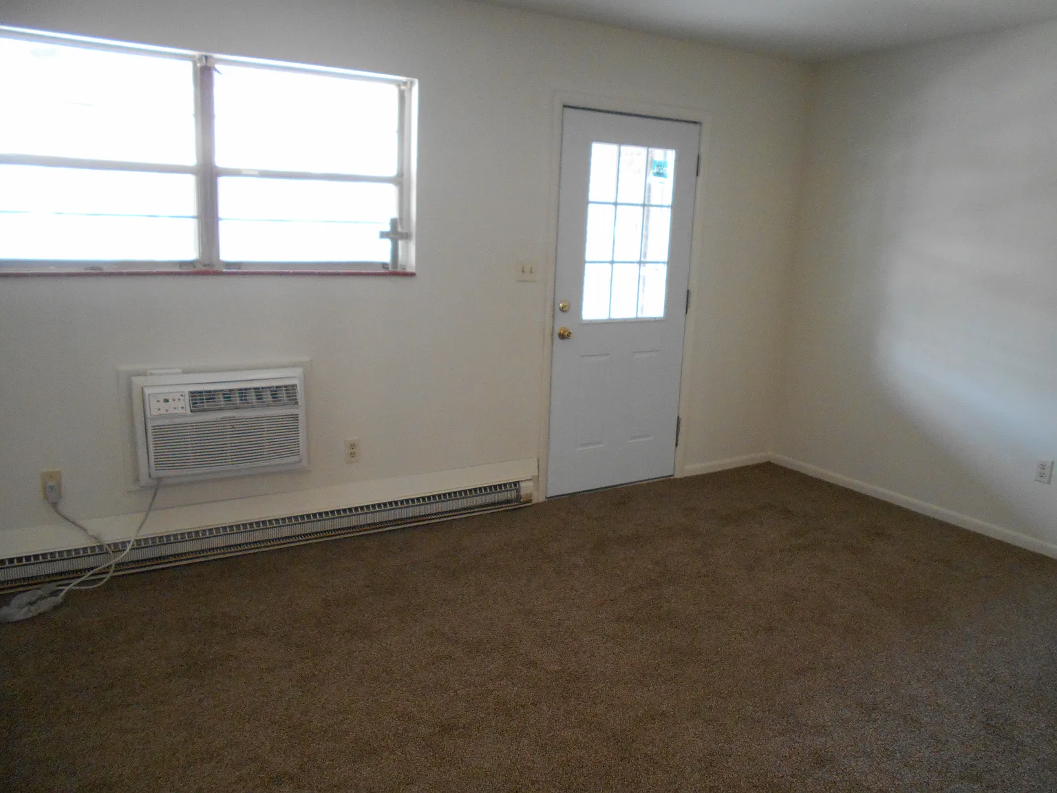 2 bed, $1,500 — Photo 3