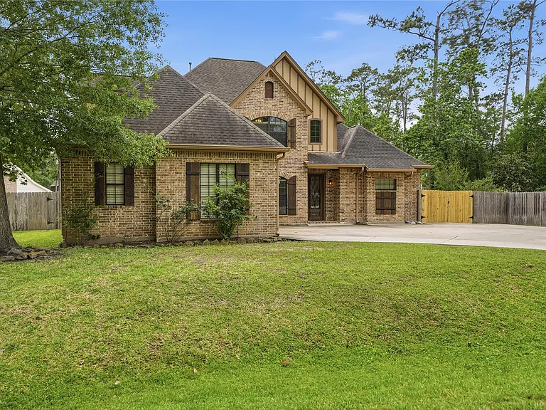 536 Stephen F Austin Dr — Photo 37