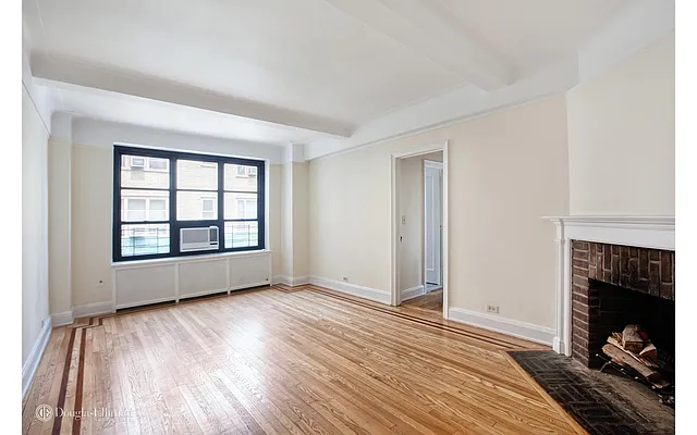 Sold by Douglas Elliman | media 10