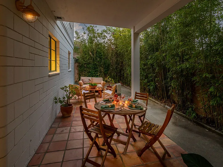 1312 E Gutierrez St #B — Photo 14