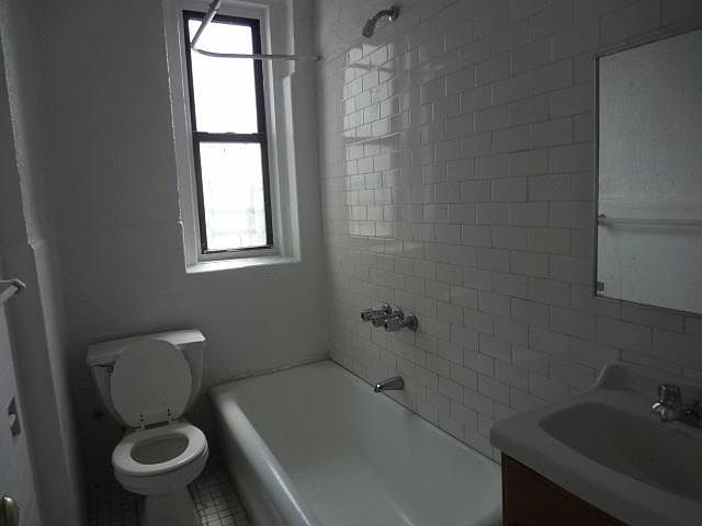 2nd image of 633 E 224th St APT 4B