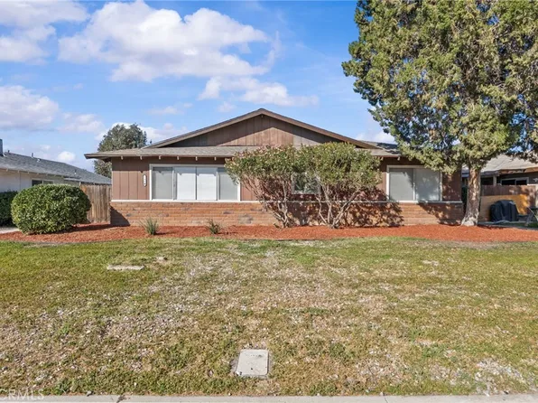 796 W Devonshire Ave, Hemet, CA 92543