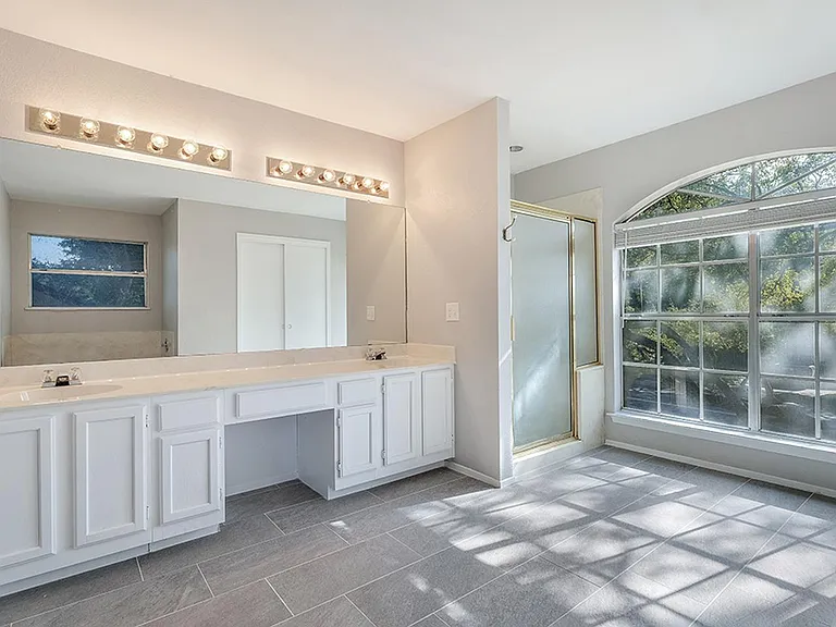13206 Tamayo Dr — Photo 16