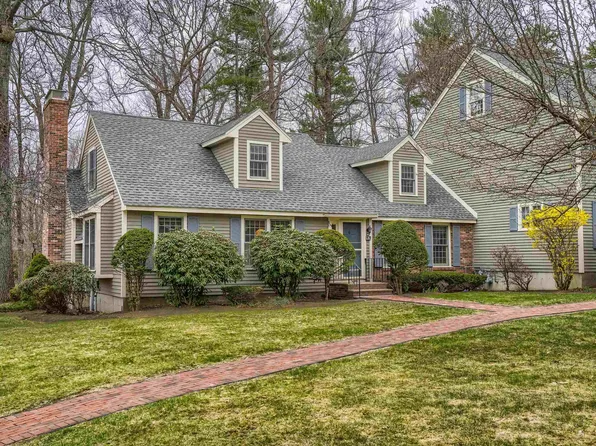 5 Captain Cook Way, Plaistow, NH 03865