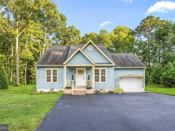 9 Holly Ct, Berlin, MD 21811