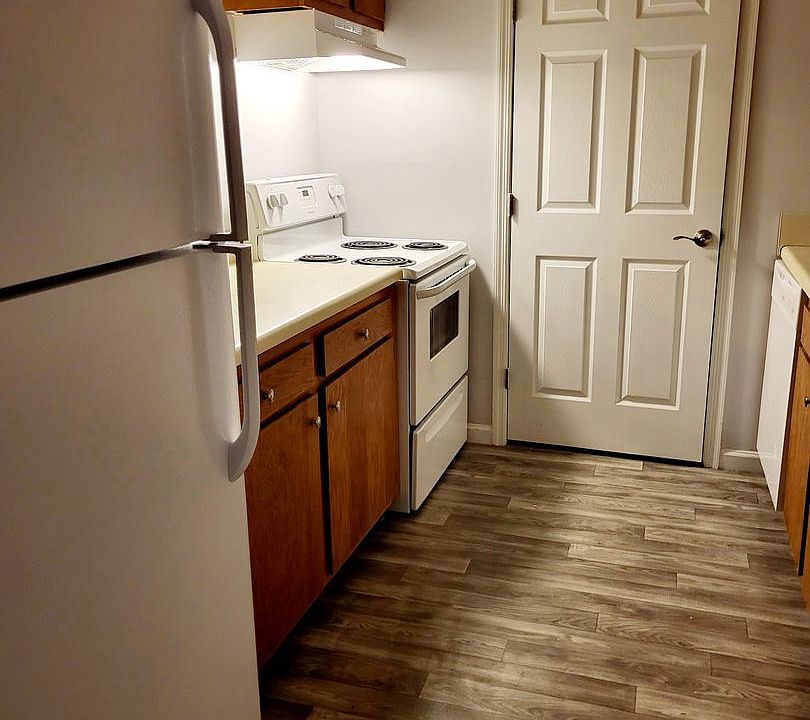 1st image of 1304 Holyoke St APT 2