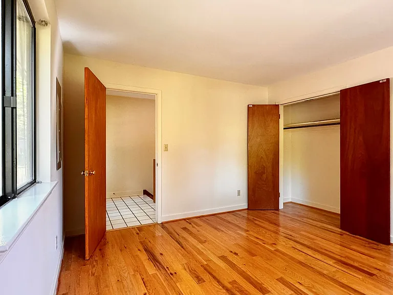 2472 Red Hill Rd — Photo 9