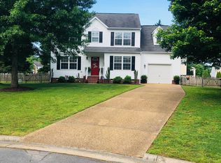 10704 Glen Ct, Glen Allen, VA 23059