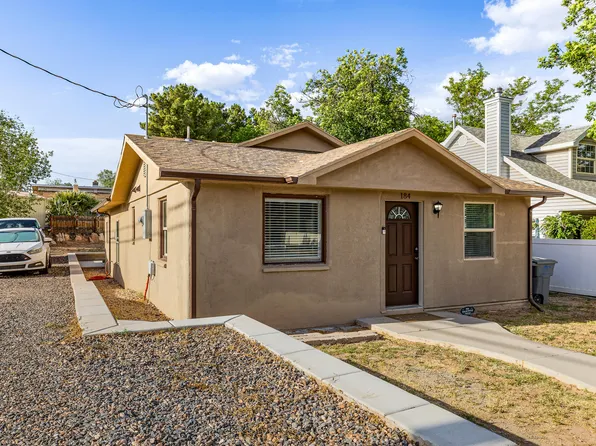 184 W 300 N, Hurricane, UT 84737