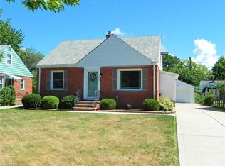 815 E 256th St, Euclid, OH 44132