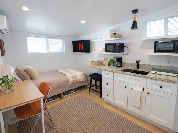 725 N Avenida Feliz #Adu, Tucson, AZ 85745