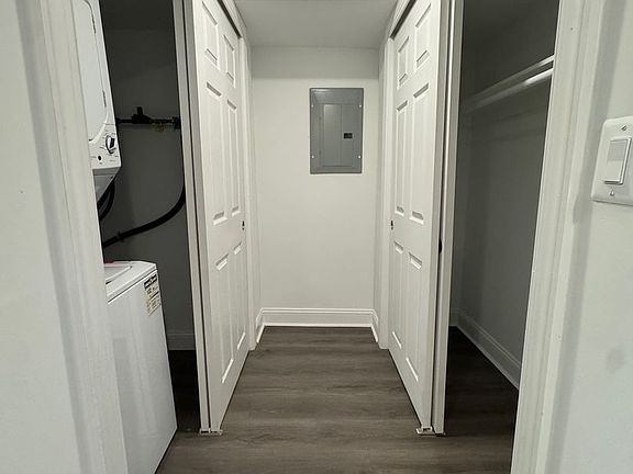3rd image of 901 Quarry St #313