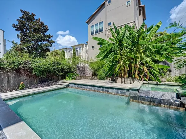 5202 Rose St, Houston, TX 77007
