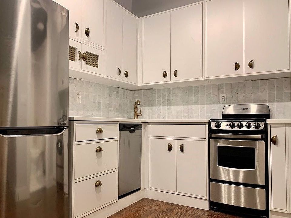 1st image of 489 Washington Ave #3
