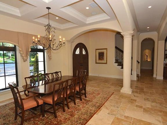 2nd image of 734 Fairoaks Ln