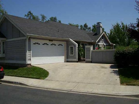 2nd image of 10319 New Bedford Ct