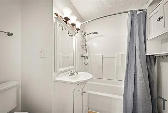 4315 Antisdale St — Photo 15